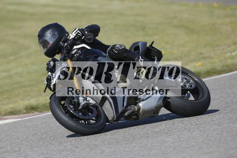 /07 09.04.2026 Cornu Master School ADR/Gruppe gruen/4